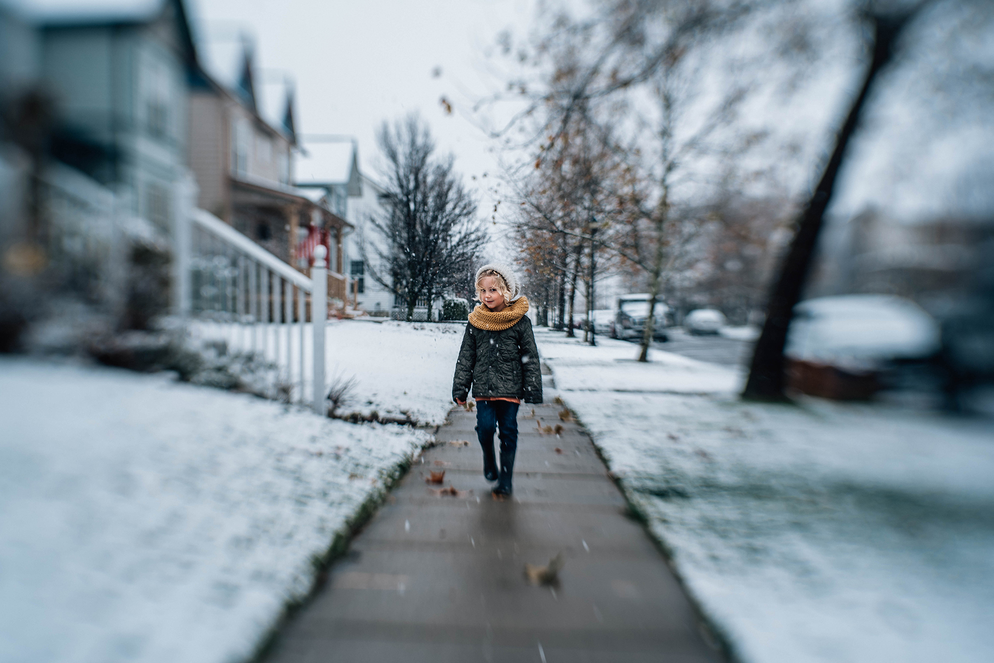 Traveling Lensbaby Project - Snowy Walk