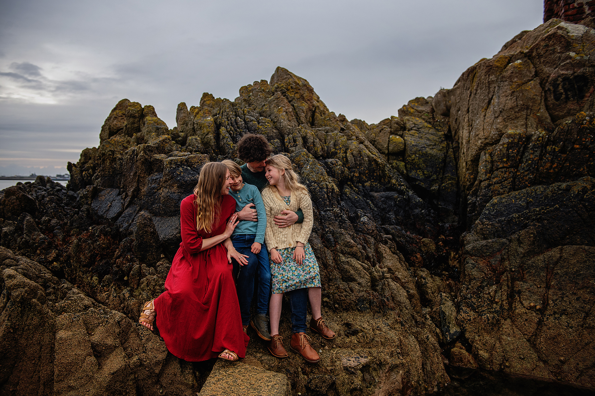 Outdoor Family Self Portraits - Family on Rocks